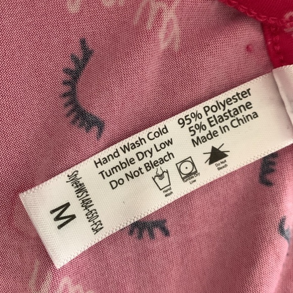 4/$20✨ French Affair Cami & Short Set - Picture 7 of 8